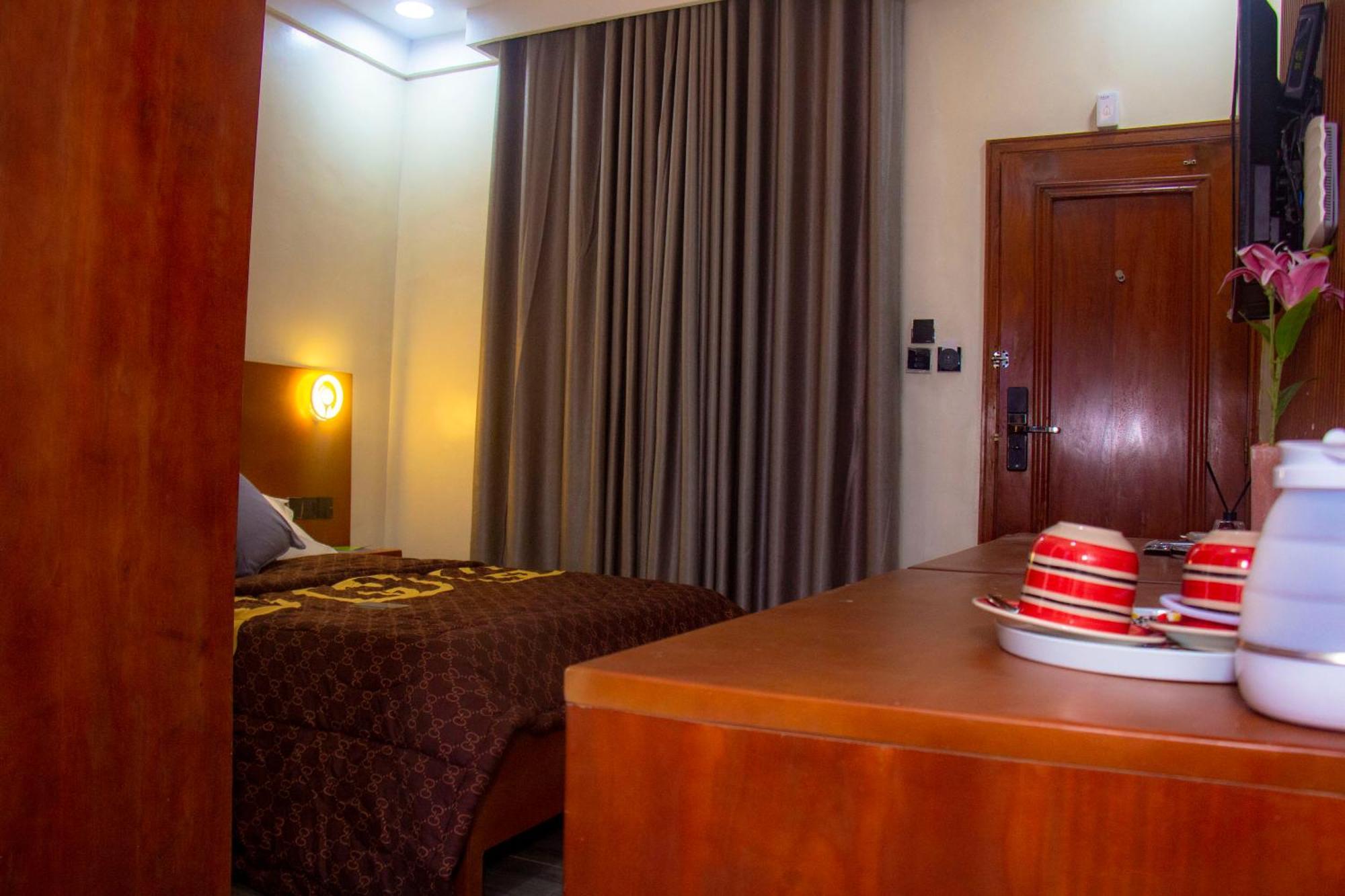 Hotel L'Apero Cotonou Exteriér fotografie